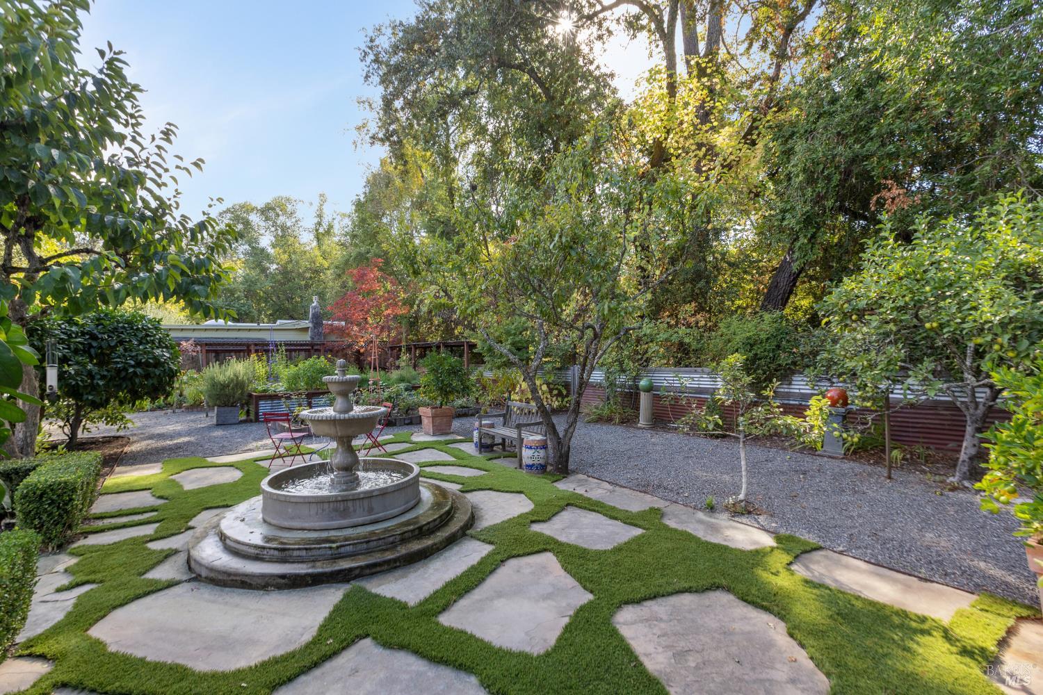 1030 Yell Lane Glen Ellen CA 95442