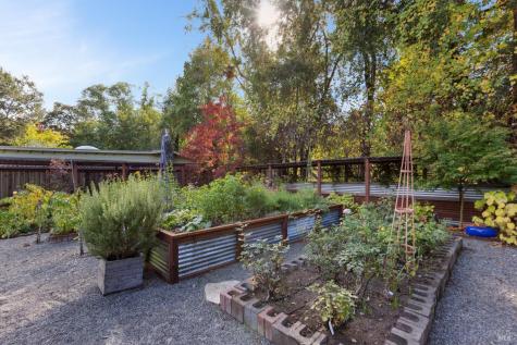 1030 Yell Lane Glen Ellen CA 95442