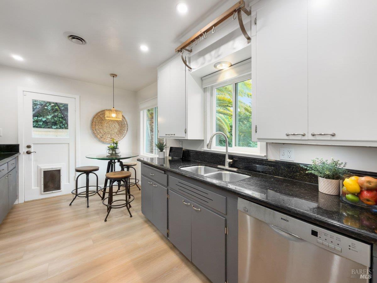 768 Clausing Avenue Novato CA 94945