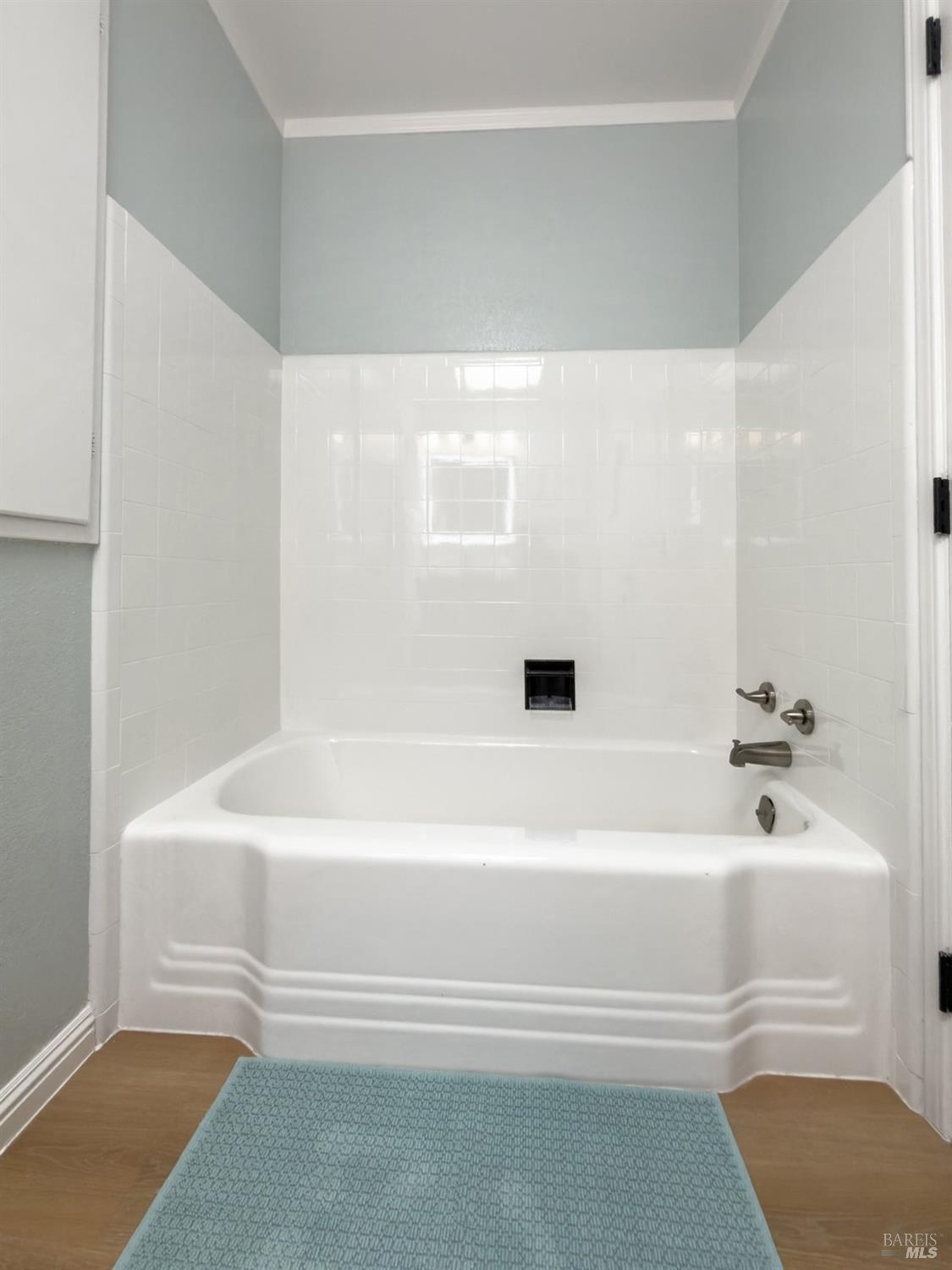 768 Clausing Avenue Novato CA 94945