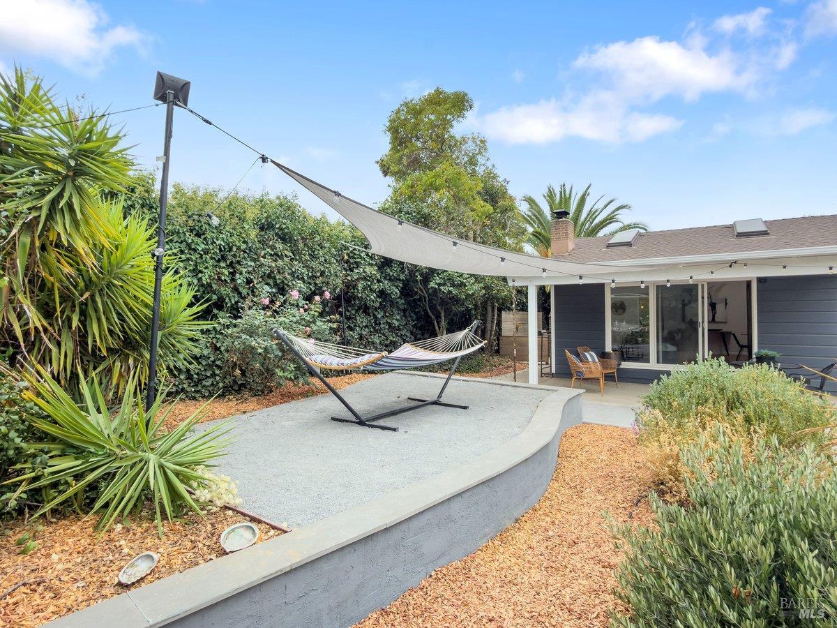 768 Clausing Avenue Novato CA 94945