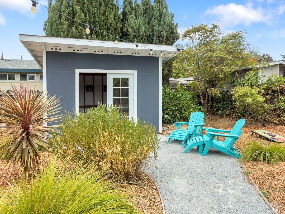 768 Clausing Avenue Novato CA 94945