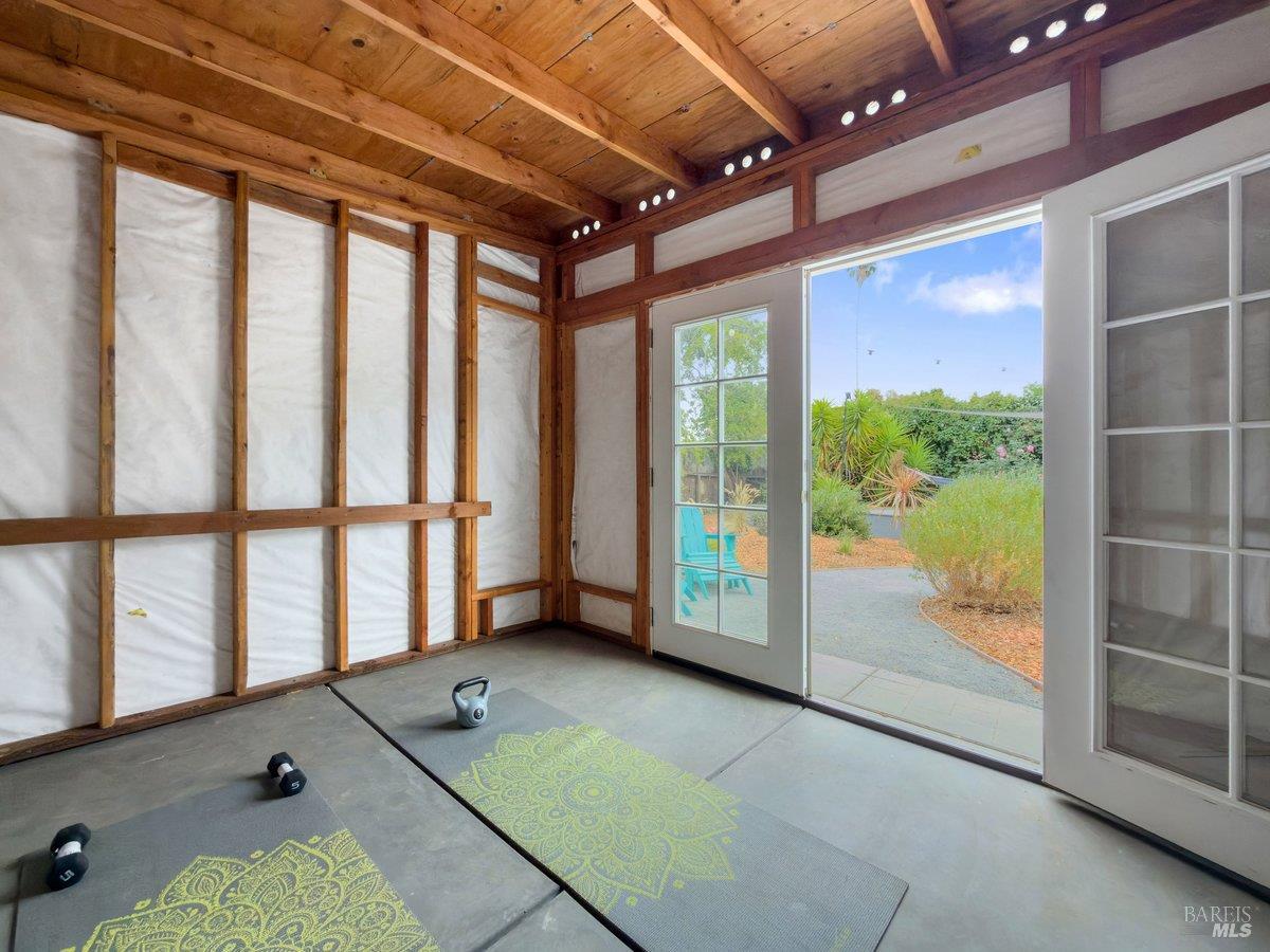 768 Clausing Avenue Novato CA 94945