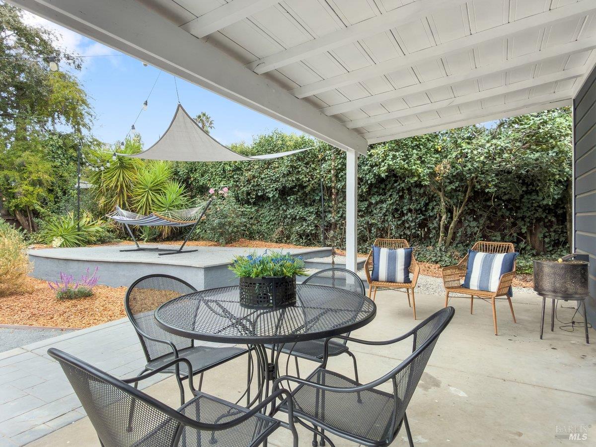 768 Clausing Avenue Novato CA 94945