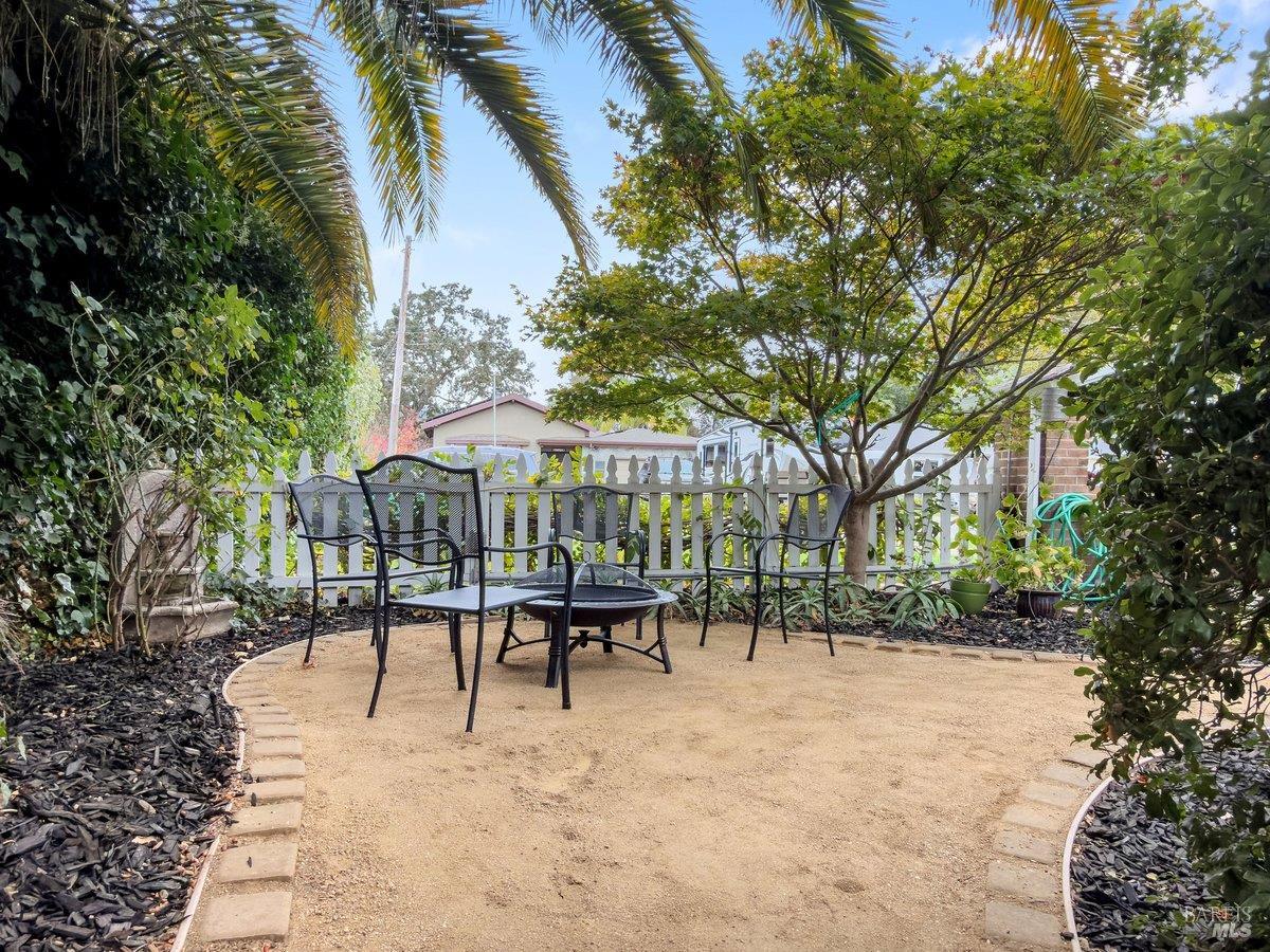 768 Clausing Avenue Novato CA 94945