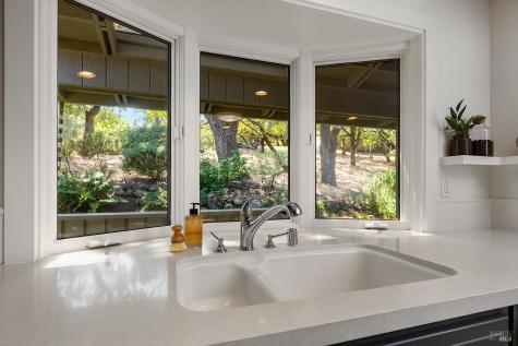 431 Oak Mesa Drive Santa Rosa CA 95409
