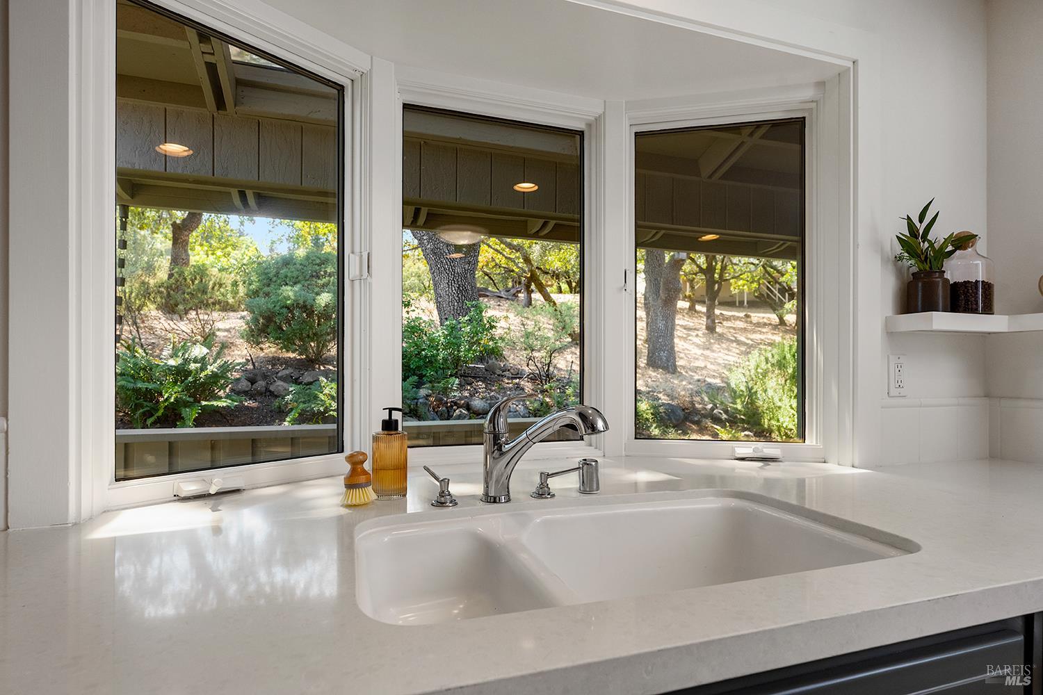 431 Oak Mesa Drive Santa Rosa CA 95409