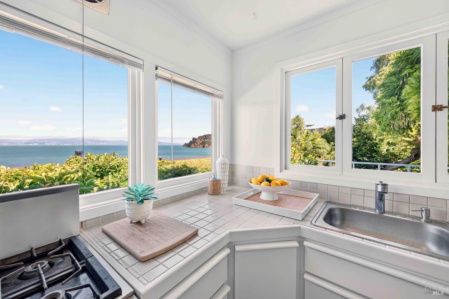 2459 Mar East Street Tiburon CA 94920
