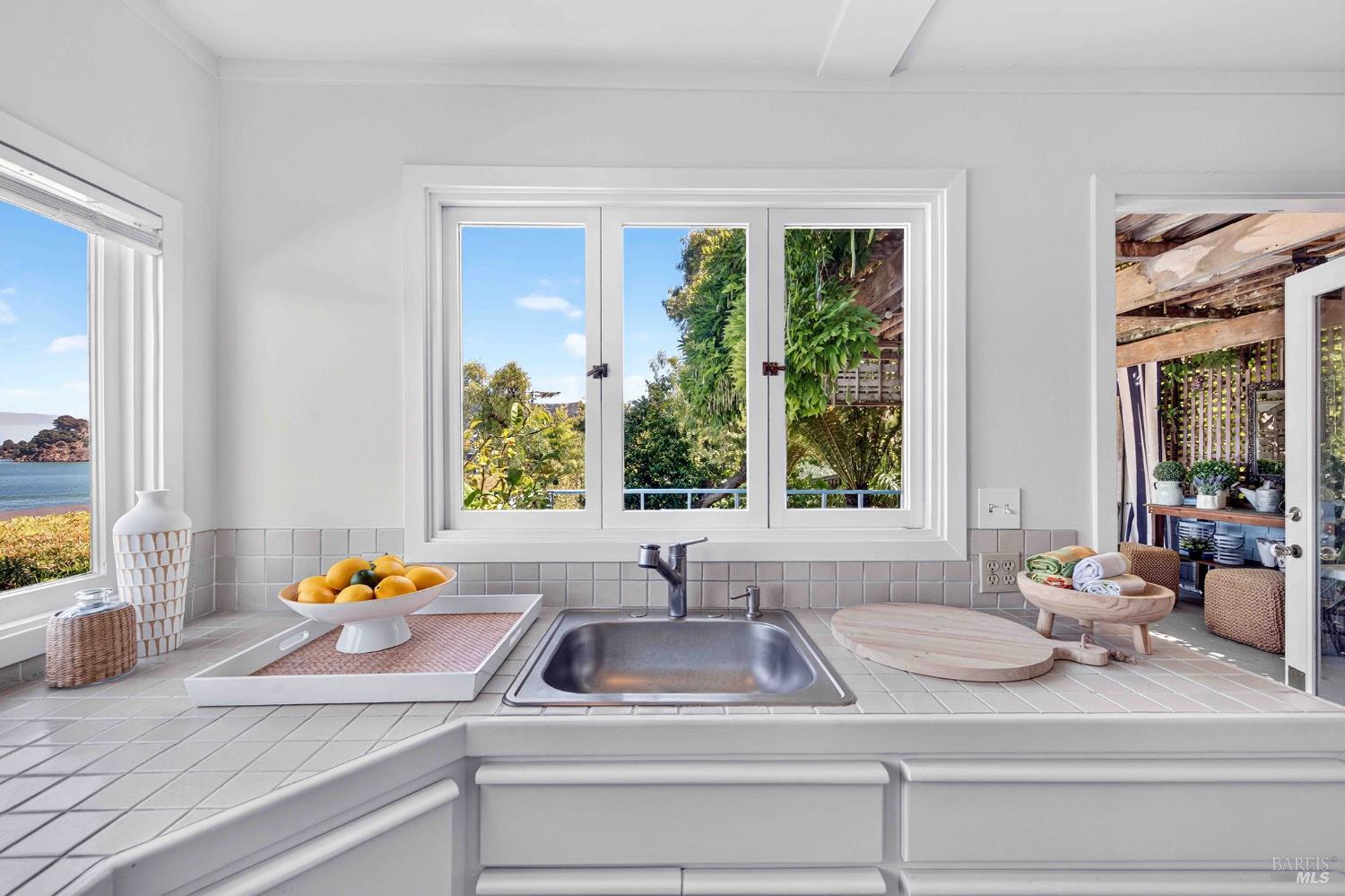 2459 Mar East Street Tiburon CA 94920