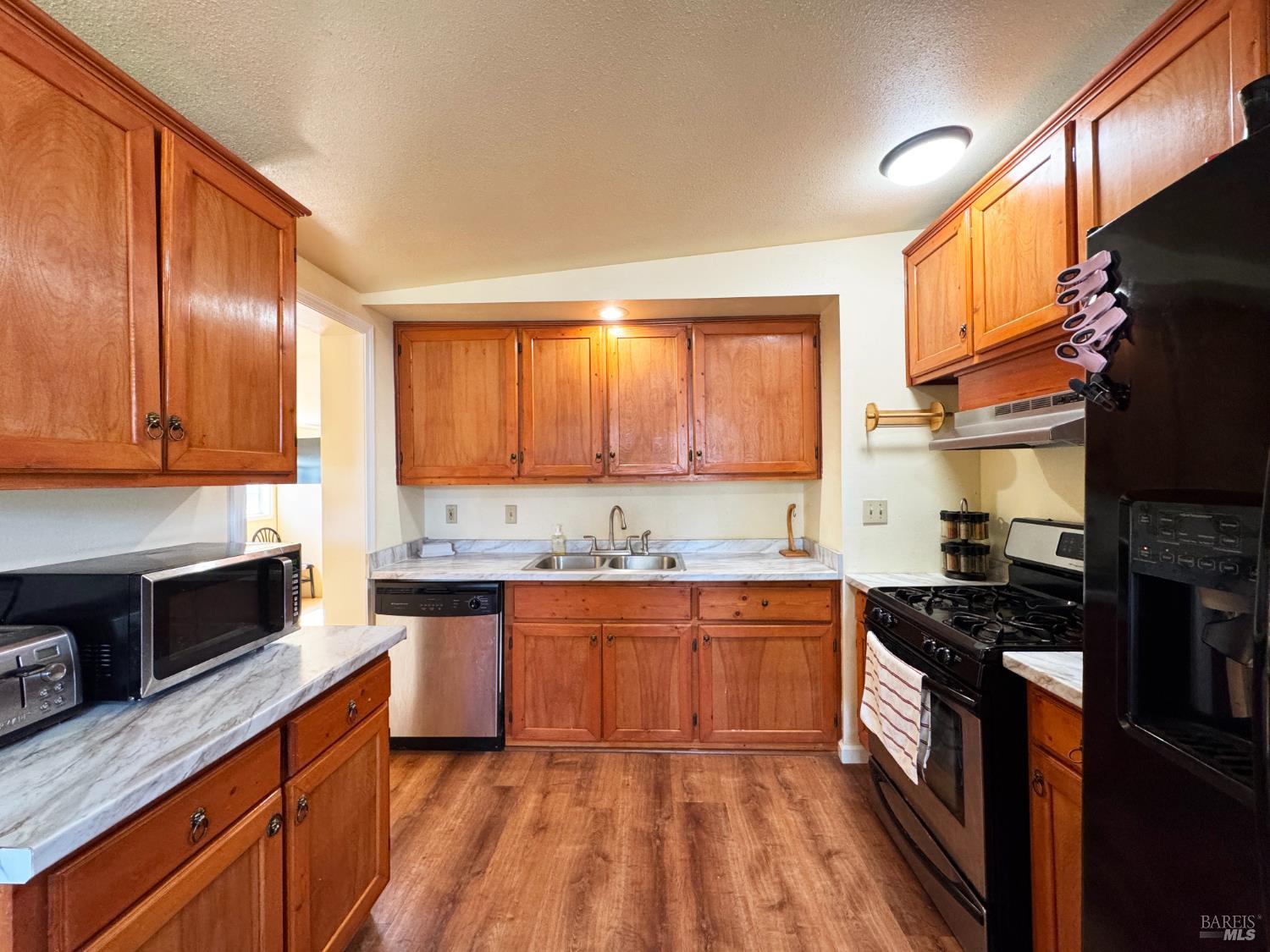 255 Burlington Drive Ukiah CA 95482