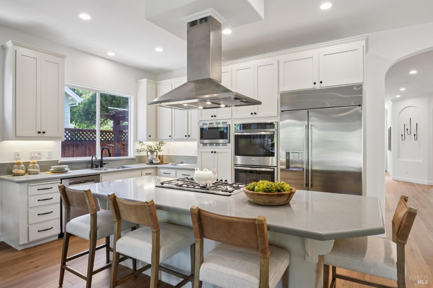 15 Thorsson Court Novato CA 94947