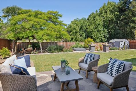 15 Thorsson Court Novato CA 94947