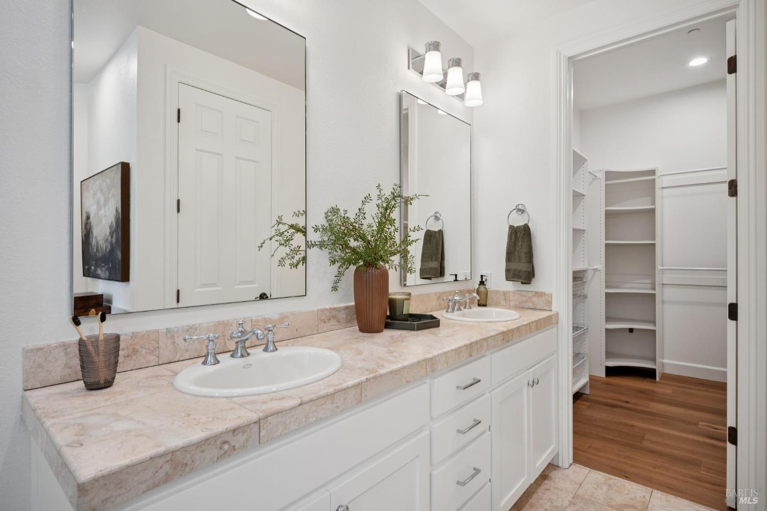 15 Thorsson Court Novato CA 94947