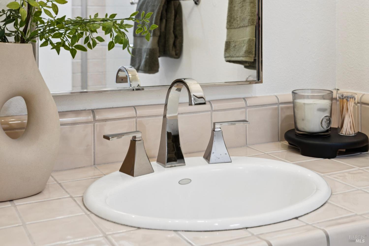 15 Thorsson Court Novato CA 94947