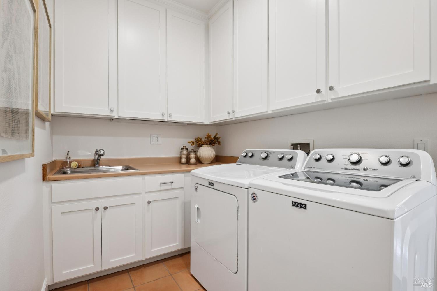 15 Thorsson Court Novato CA 94947