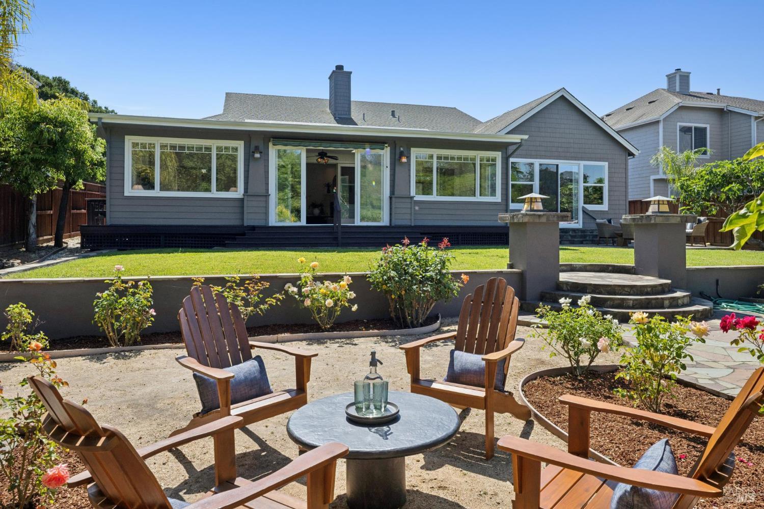 15 Thorsson Court Novato CA 94947