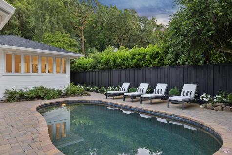 16 Southwood Avenue Ross CA 94957