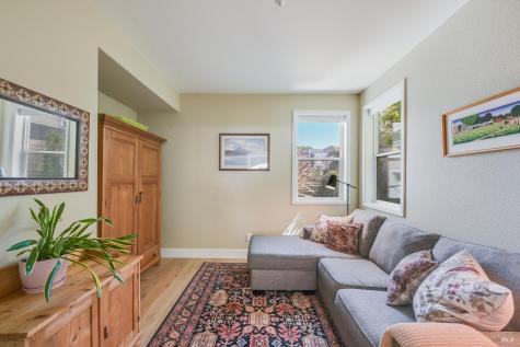 68 Cross Creek Place Larkspur CA 94939
