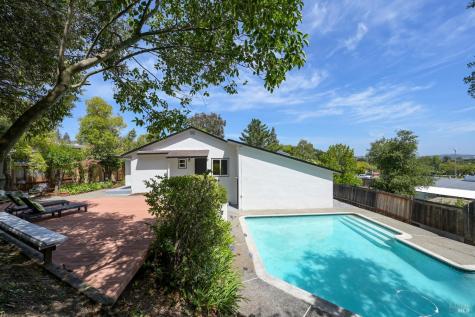 15 Alameda De La Loma Novato CA 94949