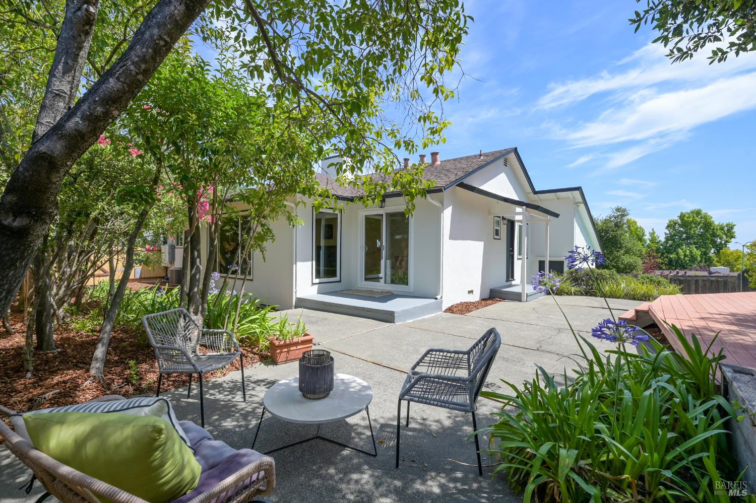 15 Alameda De La Loma Novato CA 94949