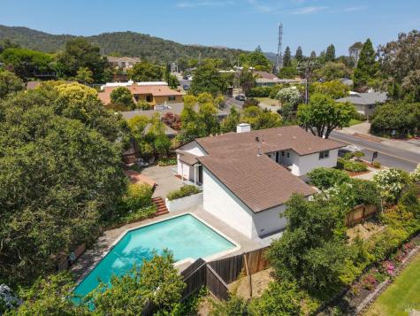 15 Alameda De La Loma Novato CA 94949