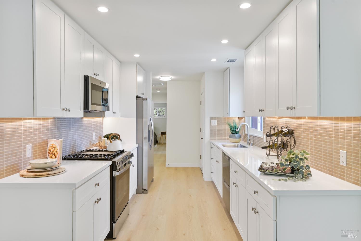 15 Alameda De La Loma Novato CA 94949