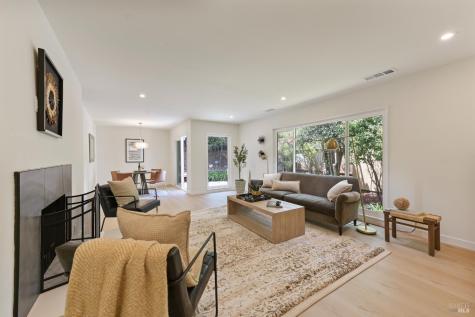 15 Alameda De La Loma Novato CA 94949