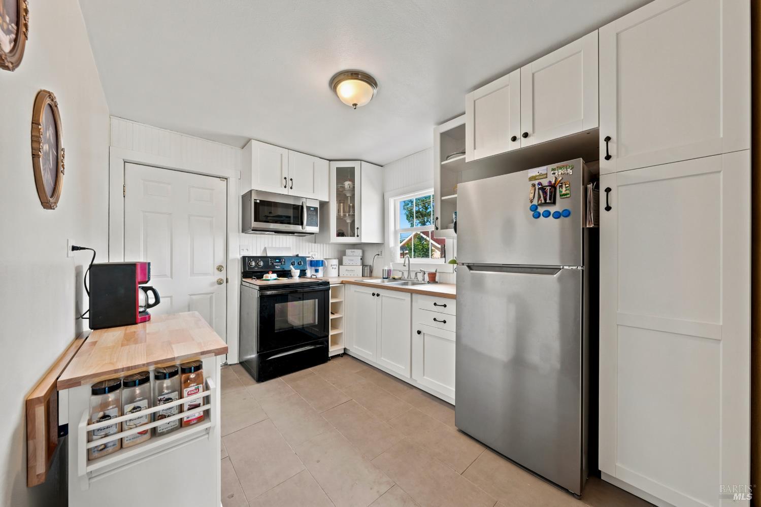 6299 10th Avenue Lucerne CA 95458