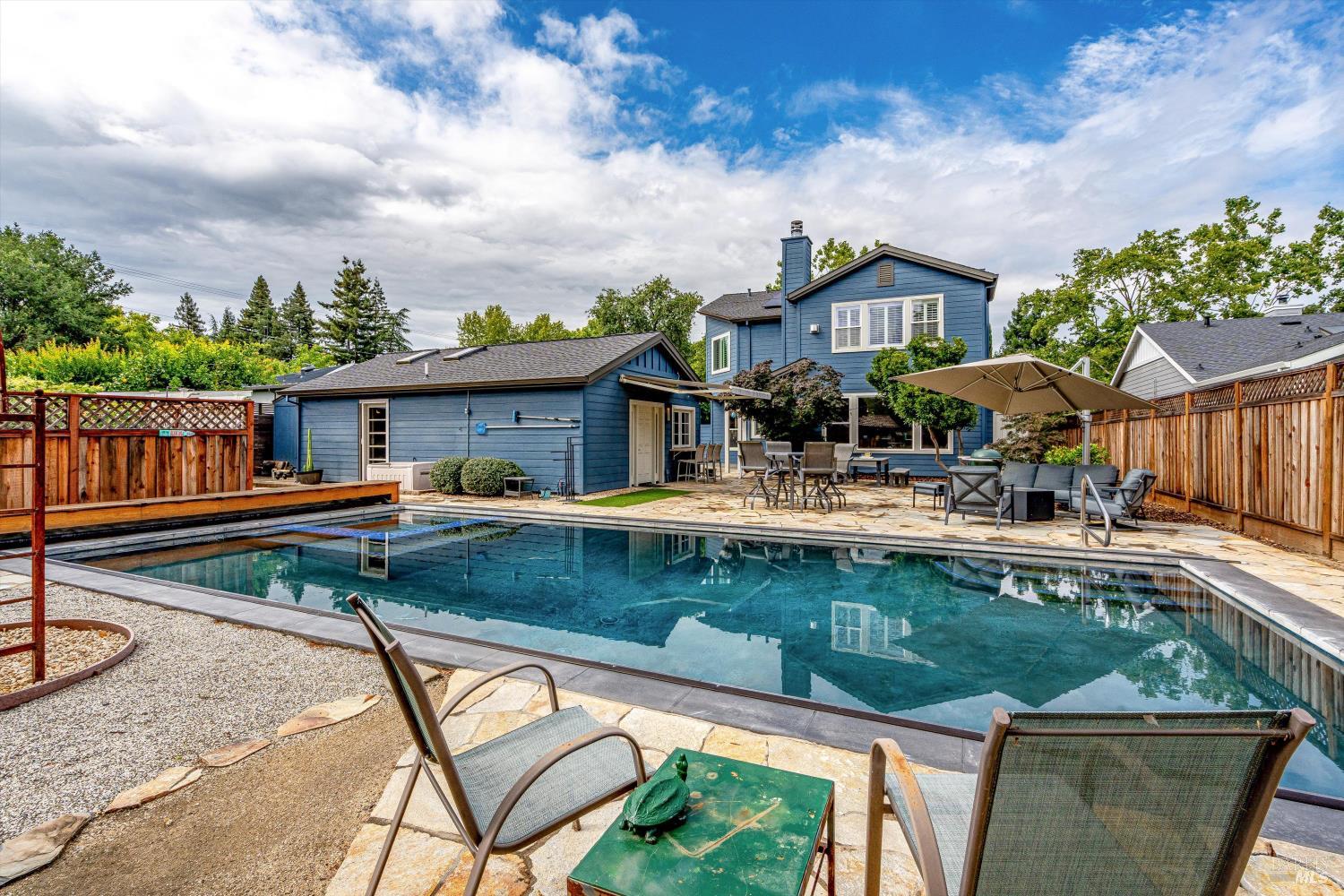 1120 Paulson Court St. Helena CA 94574