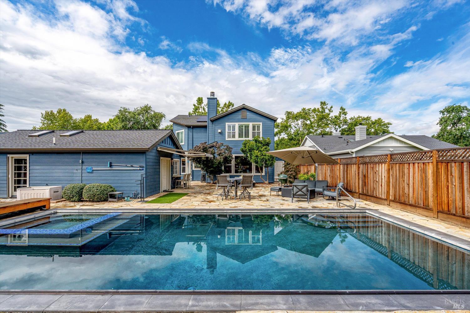 1120 Paulson Court St. Helena CA 94574