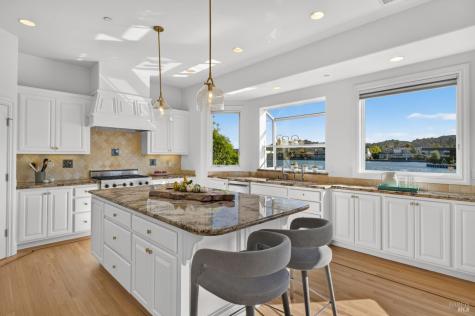 333 Riviera Circle Larkspur CA 94939