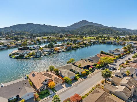 333 Riviera Circle Larkspur CA 94939
