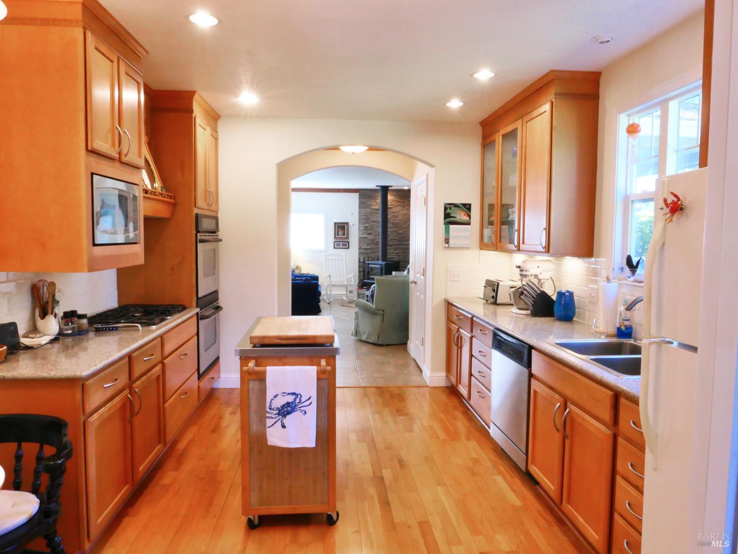30860 Simpson Lane Fort Bragg CA 95437