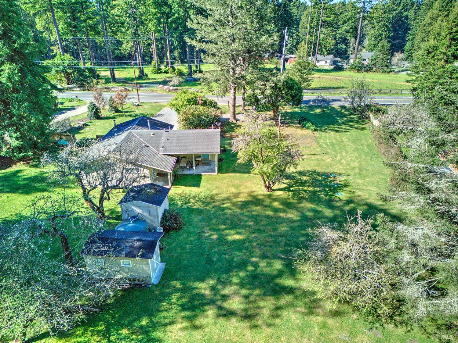 30860 Simpson Lane Fort Bragg CA 95437