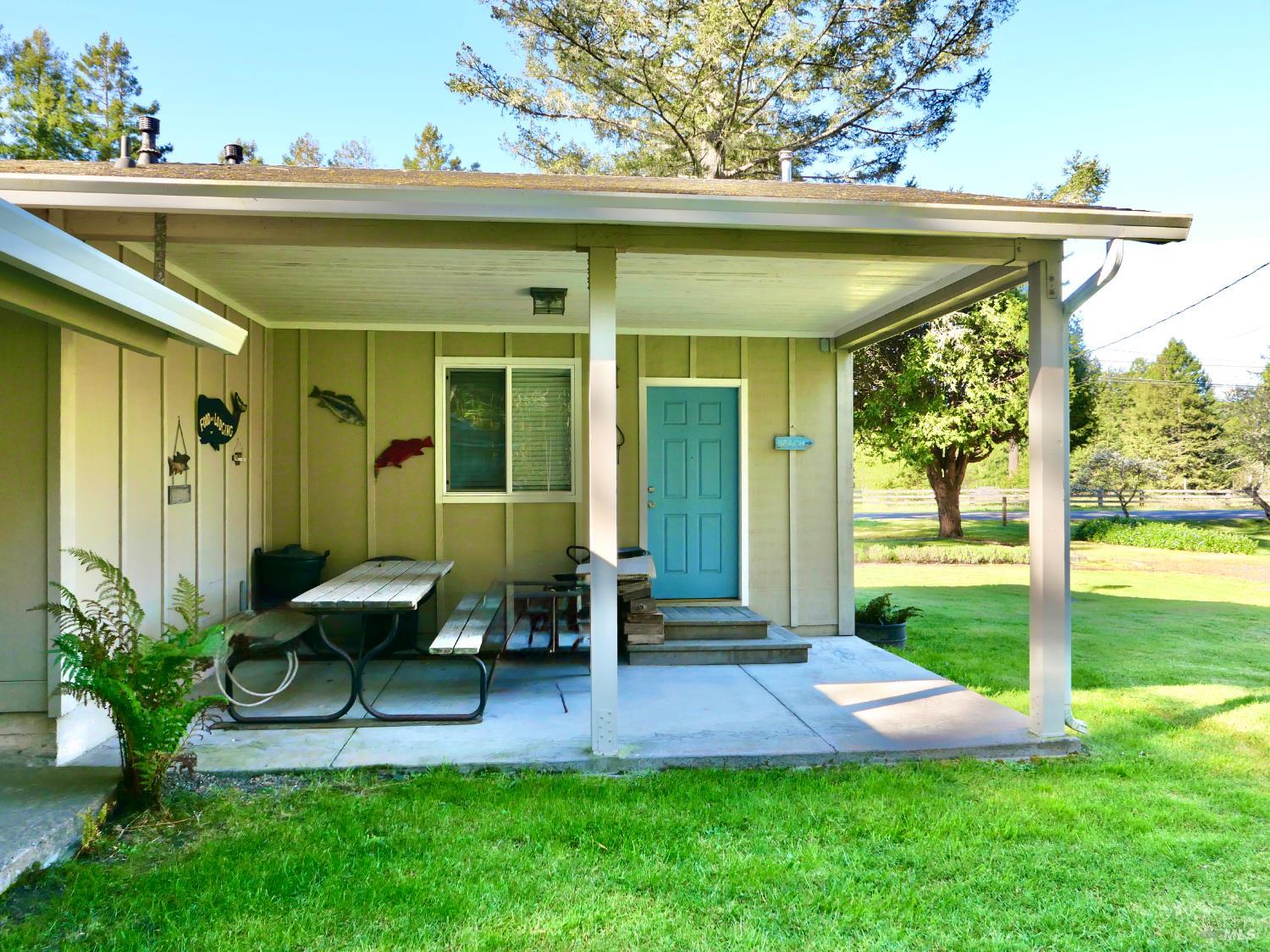 30860 Simpson Lane Fort Bragg CA 95437