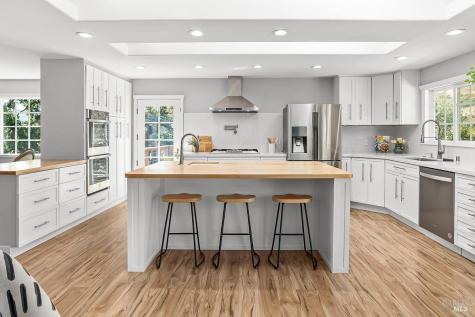 36 Andreas Court Novato CA 94945