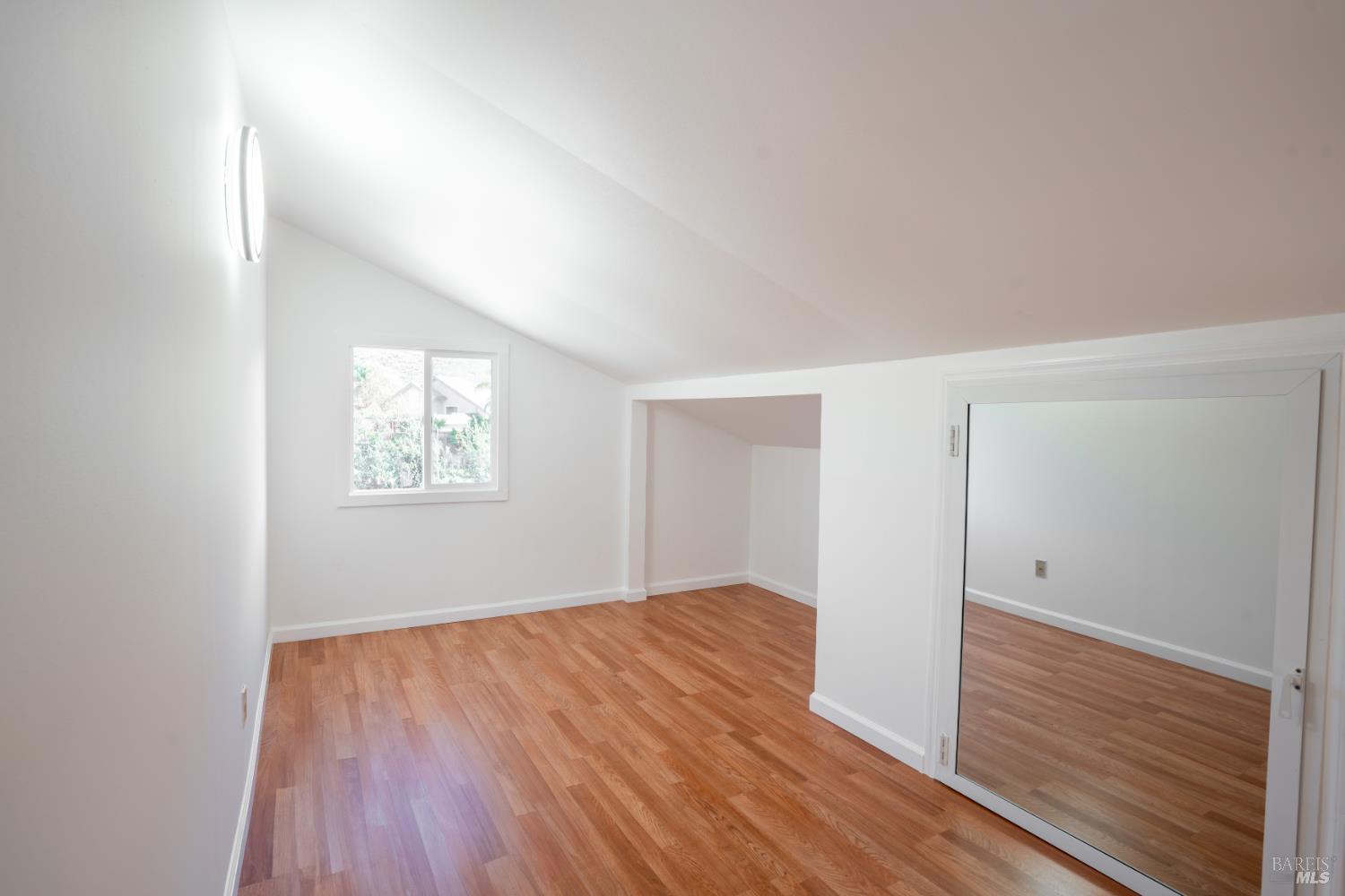 457 Violet Road Hercules CA 94547