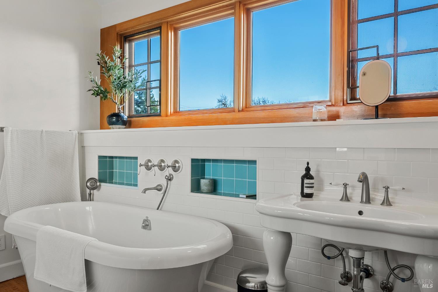 21831 Schellville Road Sonoma CA 95476
