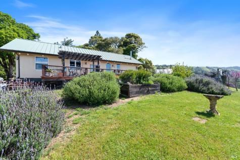 9655 Peachland Road Boonville CA 95415
