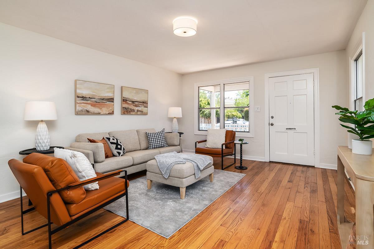 1137 2nd Street Novato CA 94945