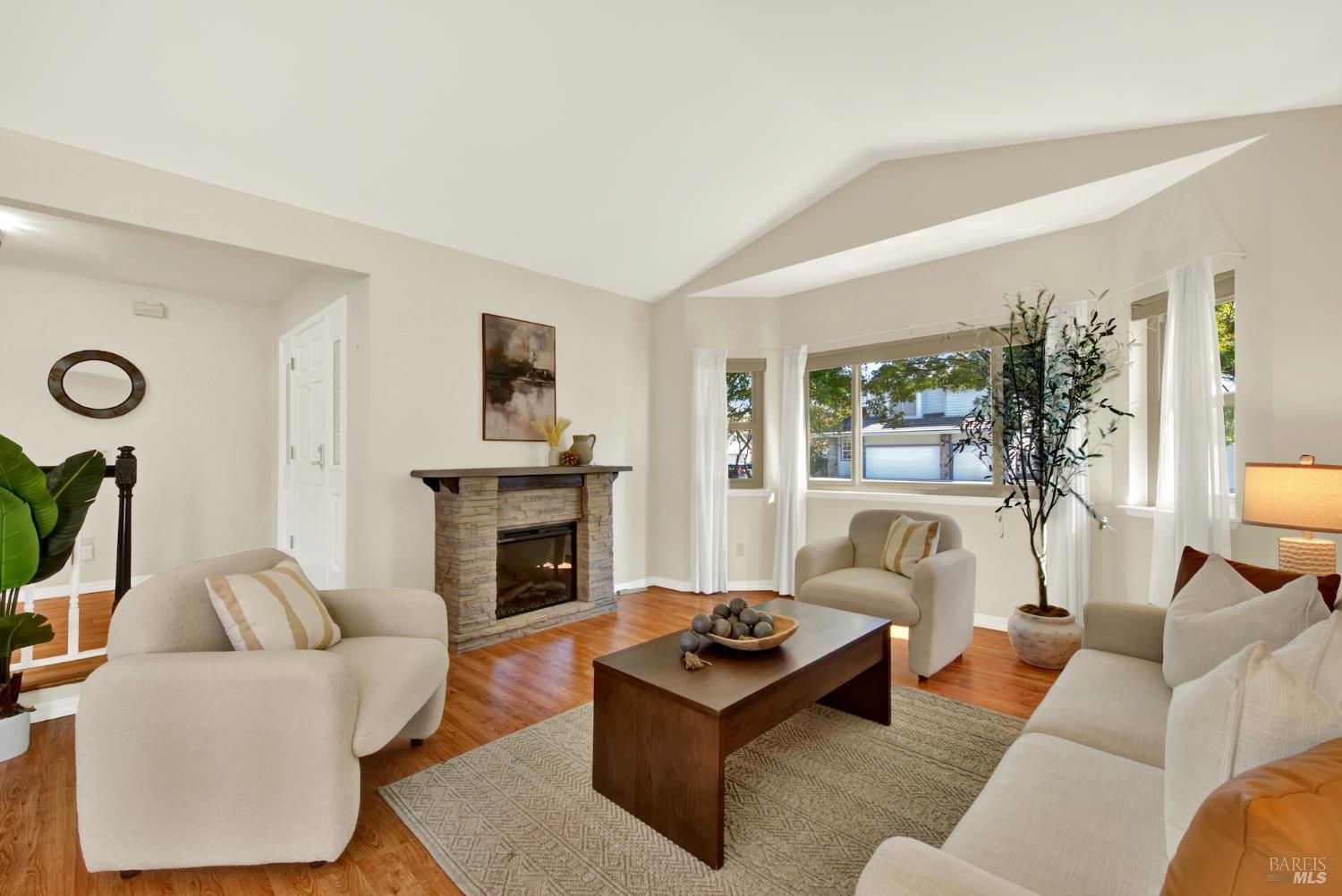 536 Laramie Way Vacaville CA 95688