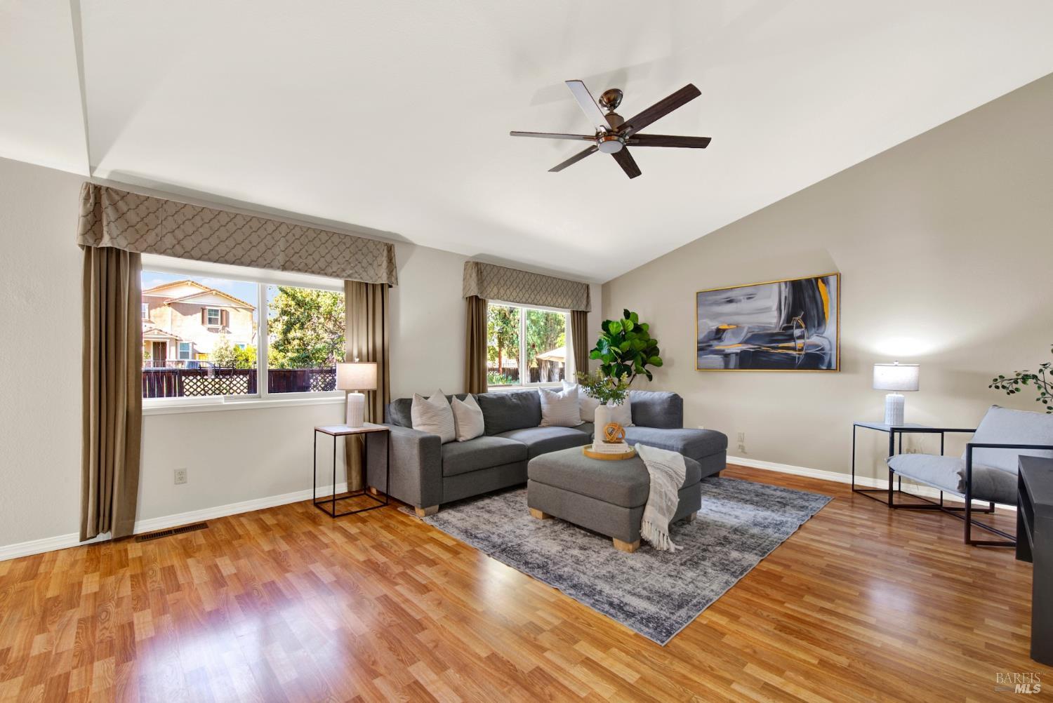 536 Laramie Way Vacaville CA 95688
