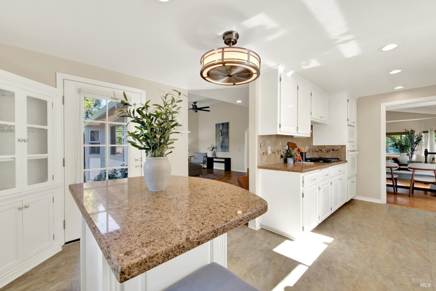 536 Laramie Way Vacaville CA 95688