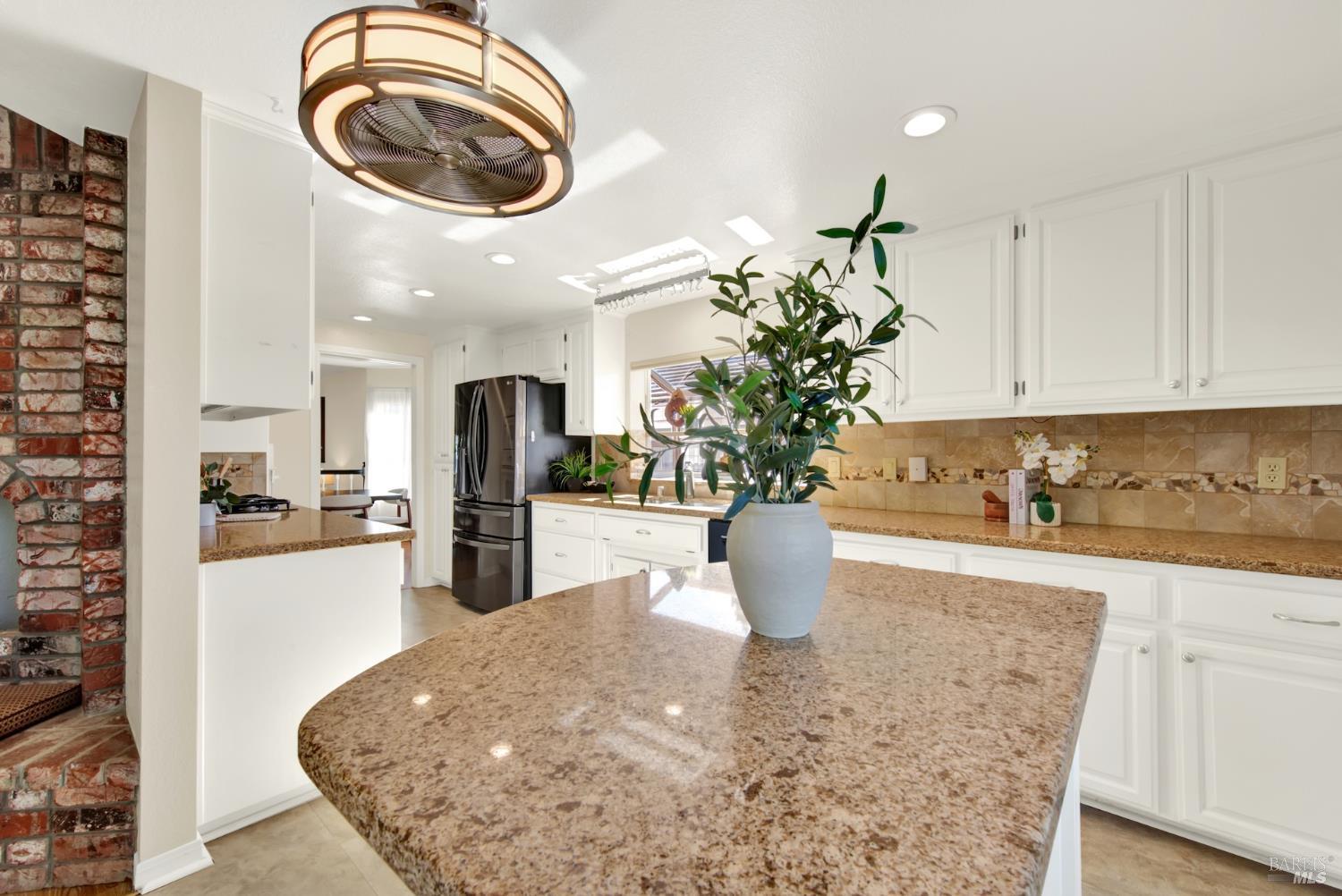 536 Laramie Way Vacaville CA 95688