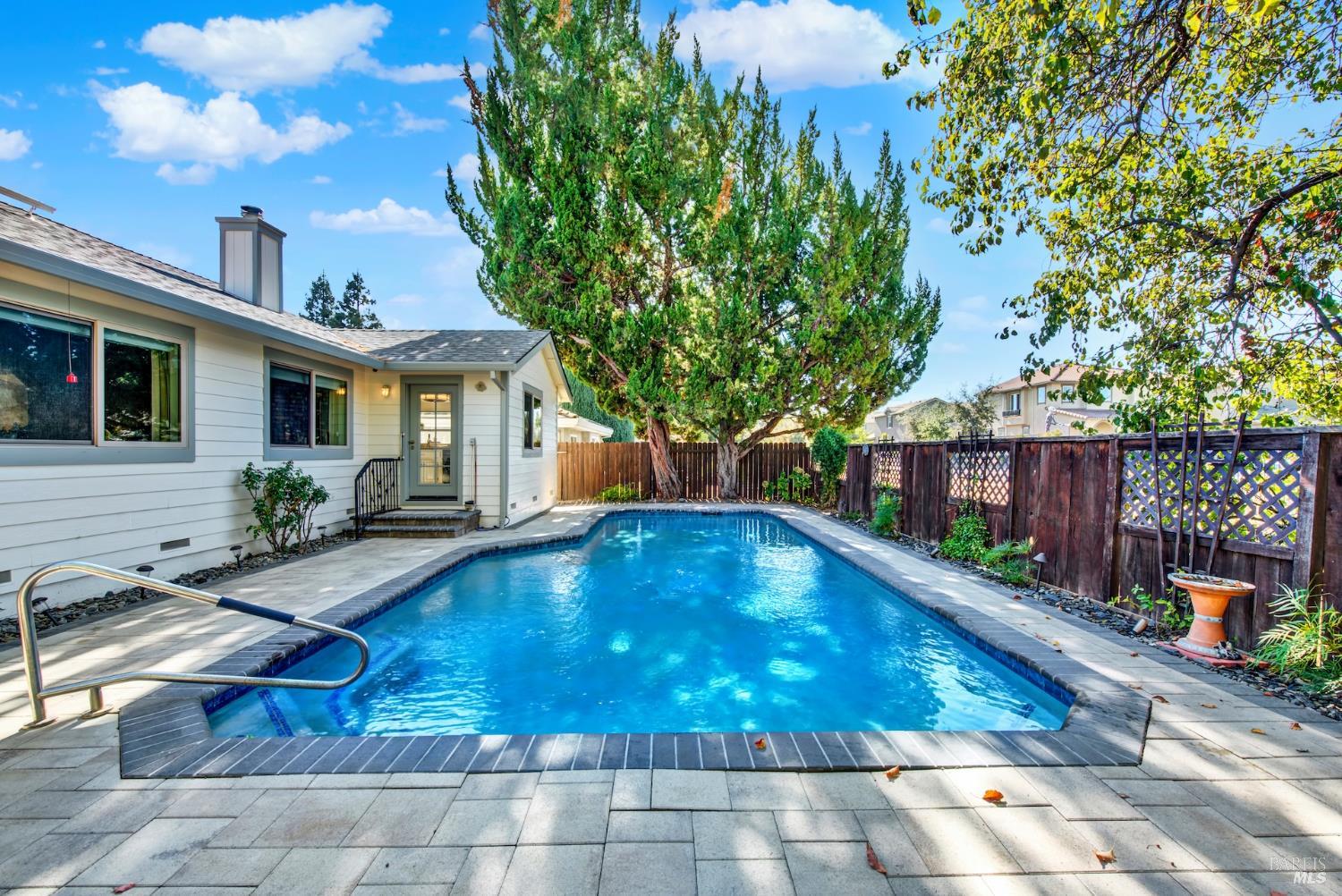 536 Laramie Way Vacaville CA 95688