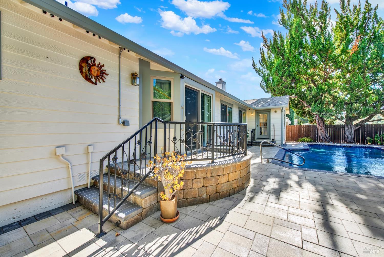 536 Laramie Way Vacaville CA 95688
