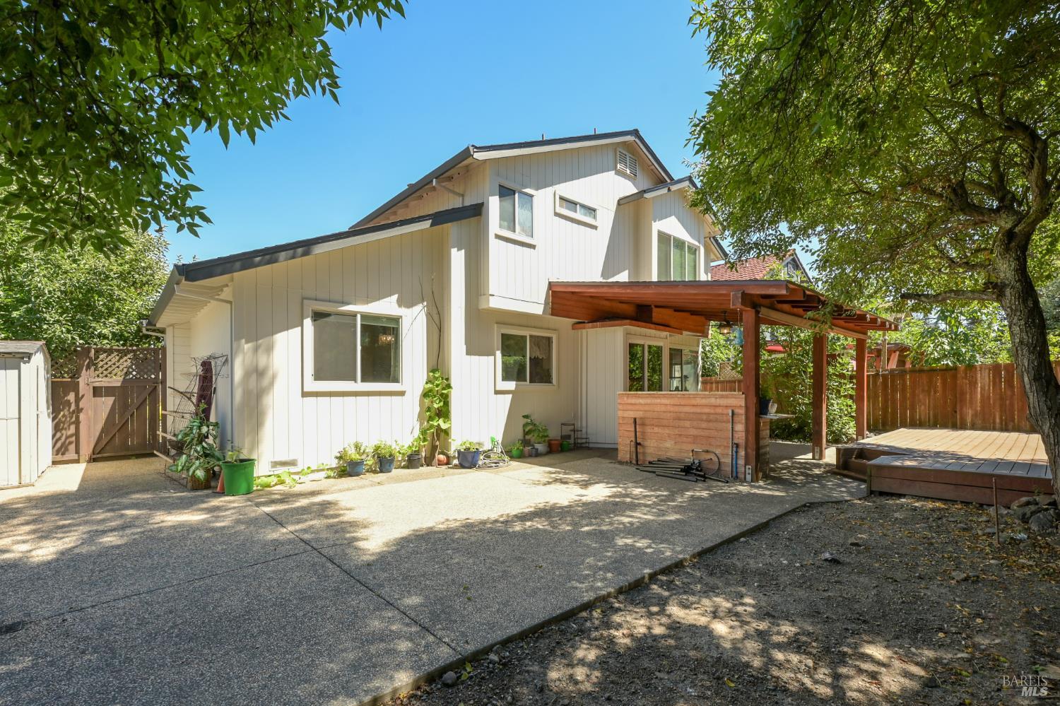 6441 Yale Street Windsor CA 95492