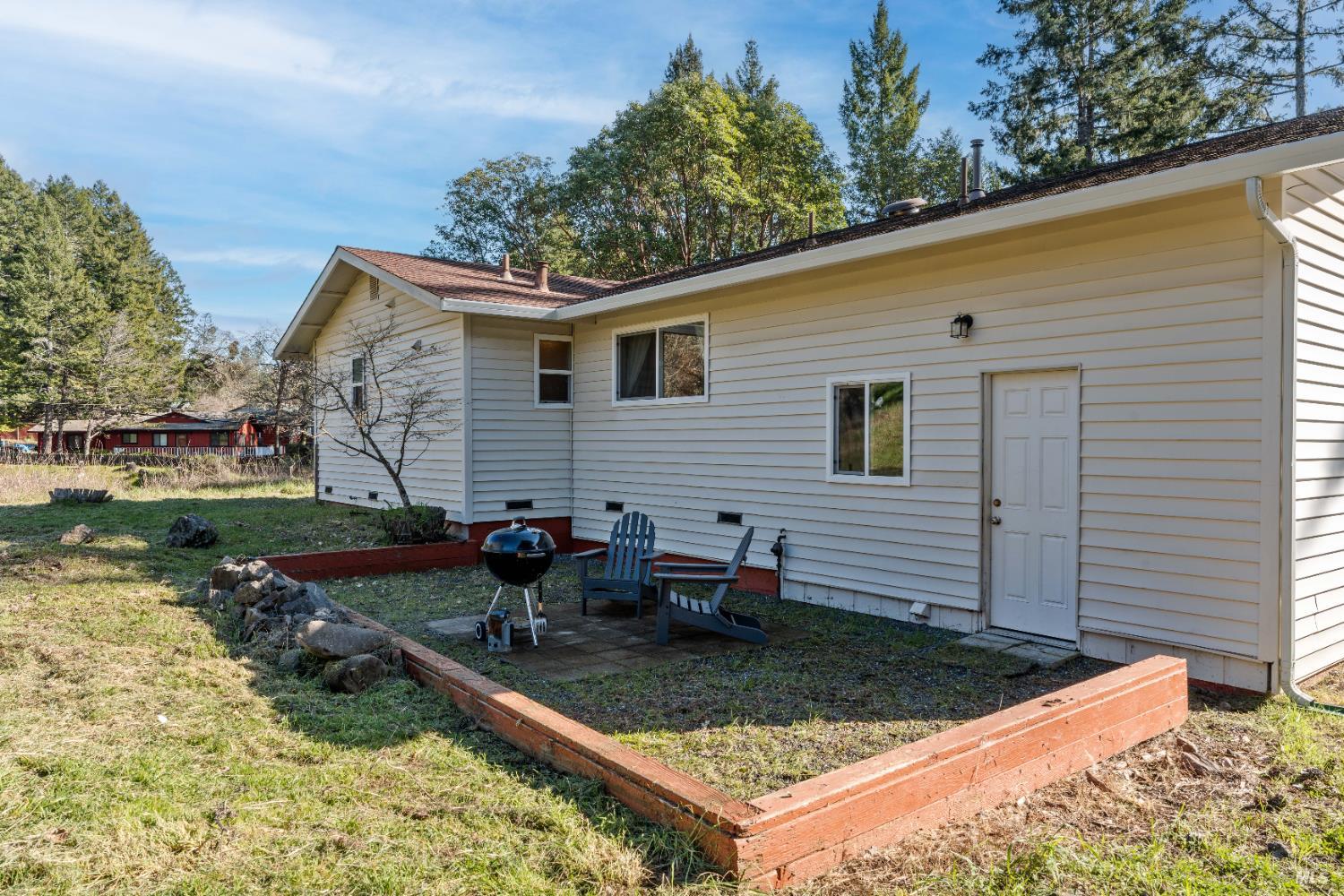 2021 Peacock Drive Willits CA 95490