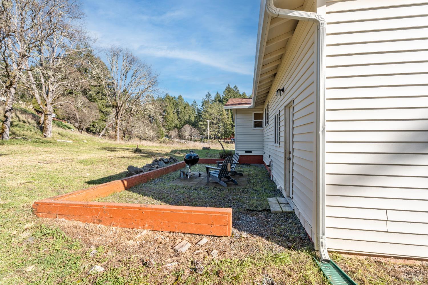2021 Peacock Drive Willits CA 95490