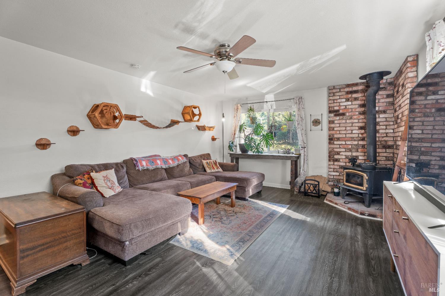 2021 Peacock Drive Willits CA 95490